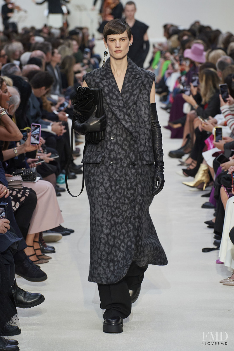 Saskia de Brauw featured in  the Valentino fashion show for Autumn/Winter 2020