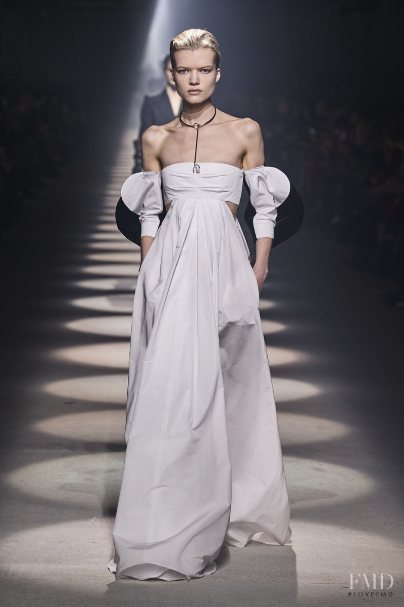 Madeleine Fischer featured in  the Givenchy fashion show for Autumn/Winter 2020