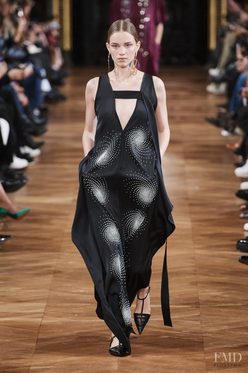 Rebecca Leigh Longendyke featured in  the Stella McCartney fashion show for Autumn/Winter 2020