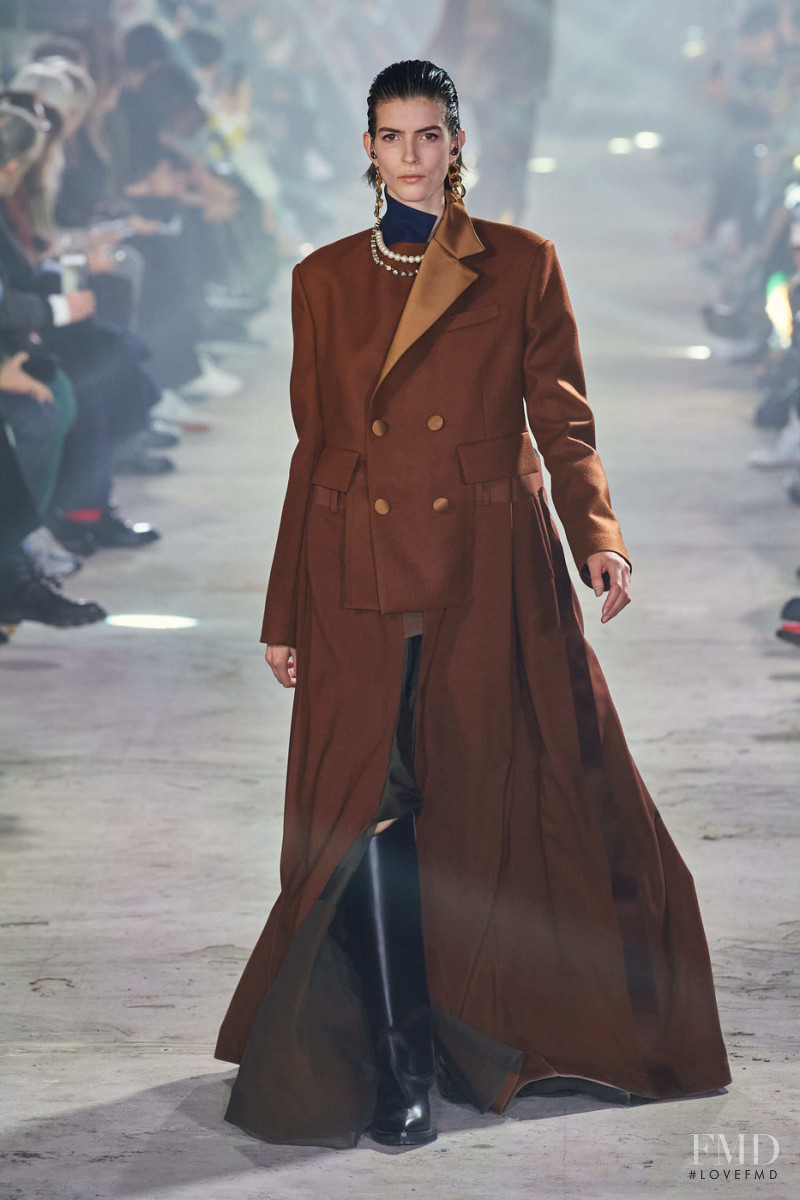 Elisa Mitrofan featured in  the Sacai fashion show for Autumn/Winter 2020