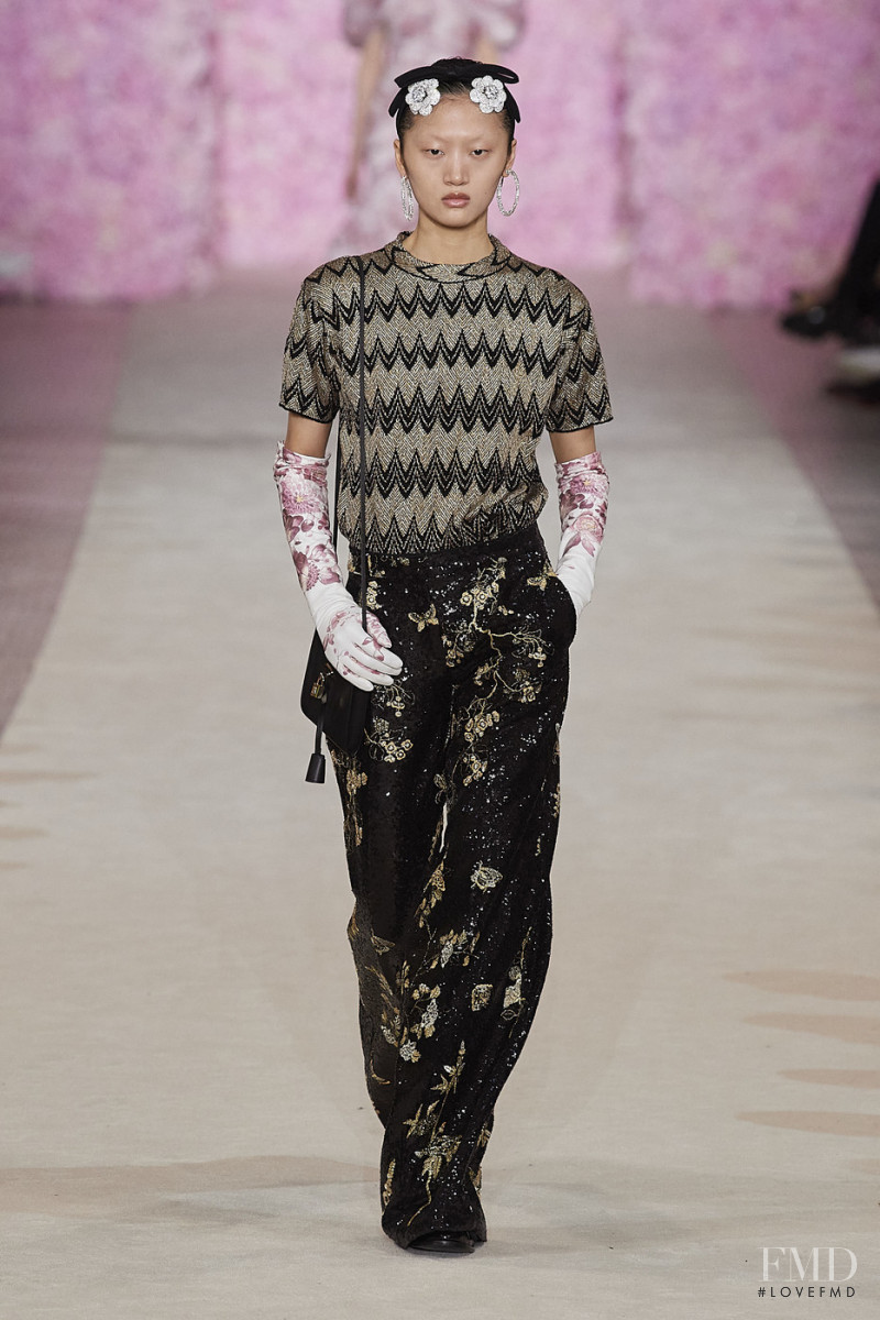 Yilan Hua featured in  the Giambattista Valli fashion show for Autumn/Winter 2020