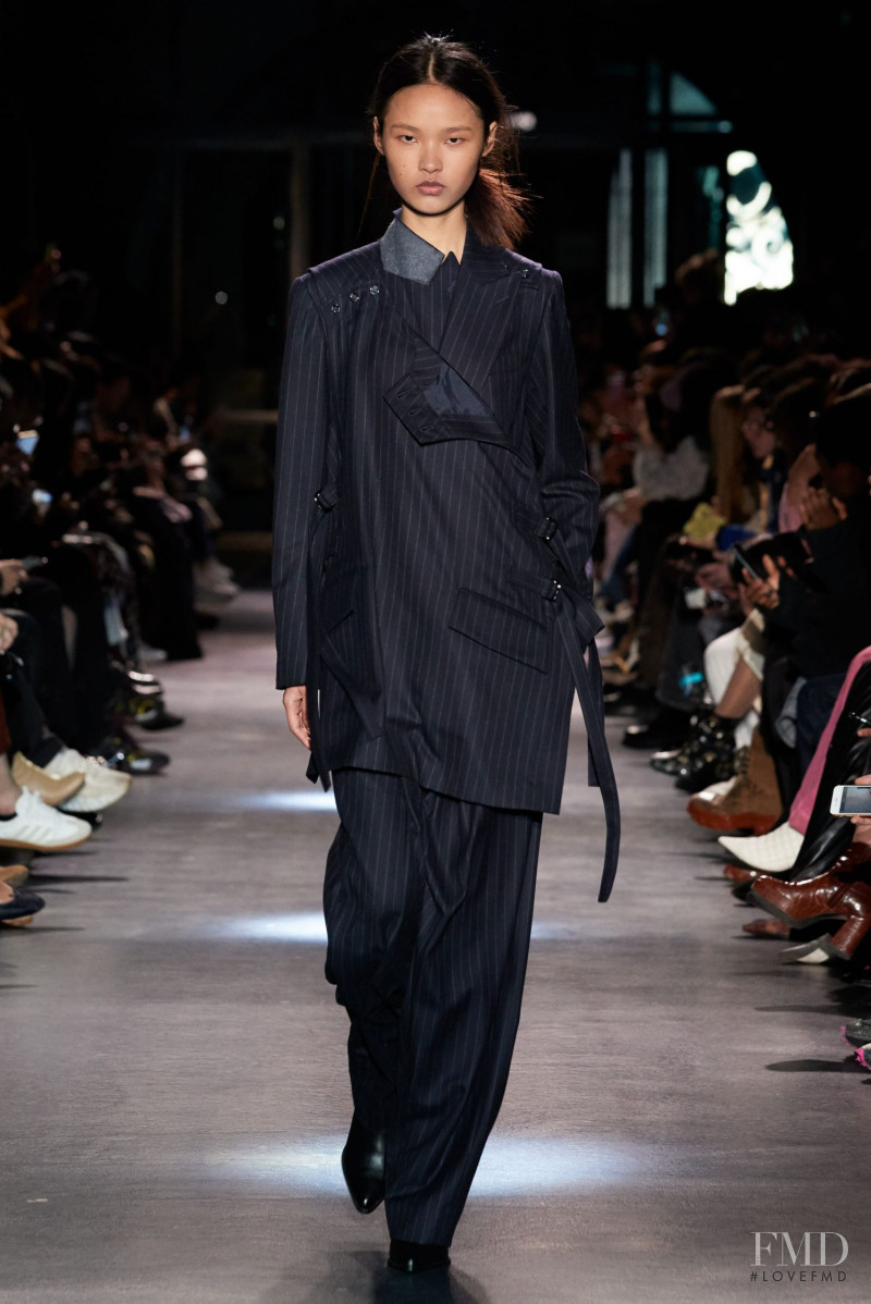 Gu Haizhu featured in  the Ujoh fashion show for Autumn/Winter 2020