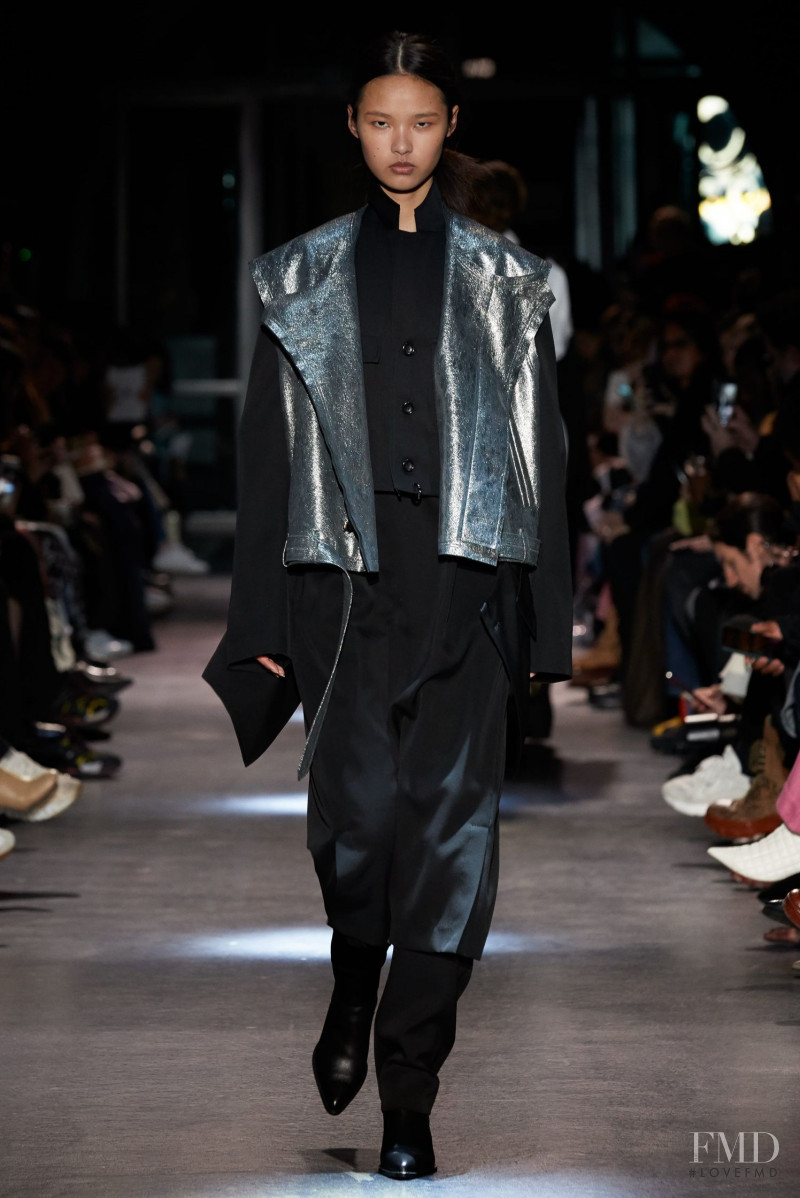 Gu Haizhu featured in  the Ujoh fashion show for Autumn/Winter 2020