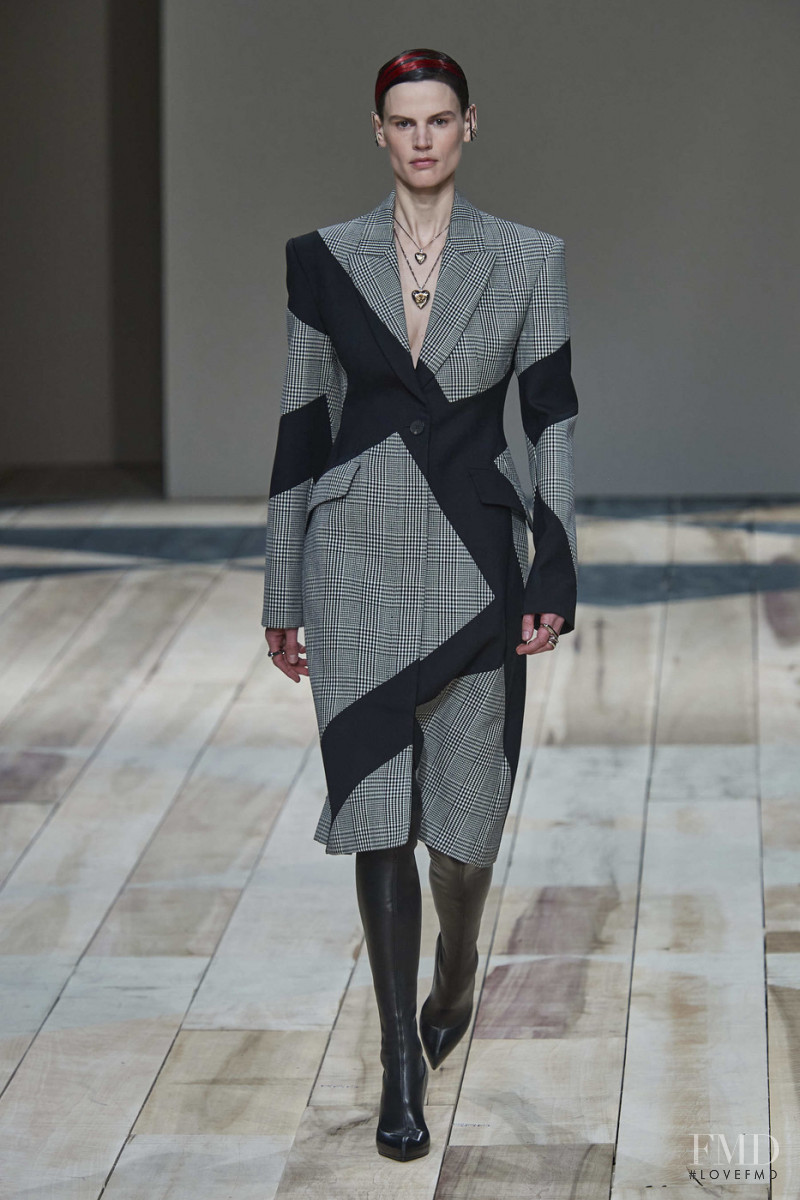 Saskia de Brauw featured in  the Alexander McQueen fashion show for Autumn/Winter 2020