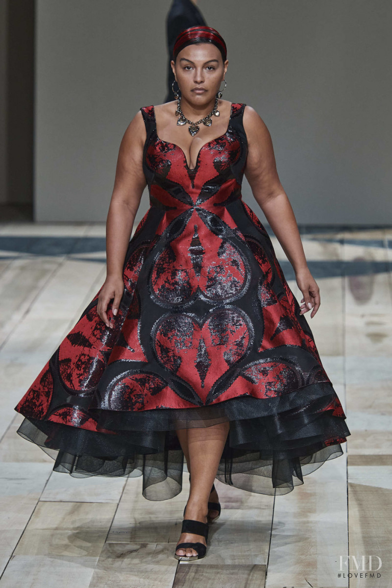 Paloma Elsesser featured in  the Alexander McQueen fashion show for Autumn/Winter 2020
