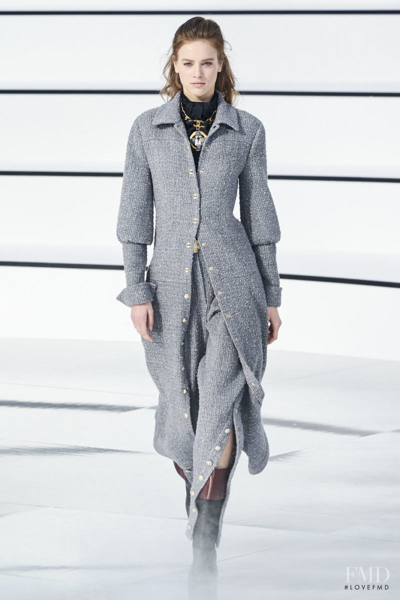 Sarah Dahl featured in  the Chanel fashion show for Autumn/Winter 2020