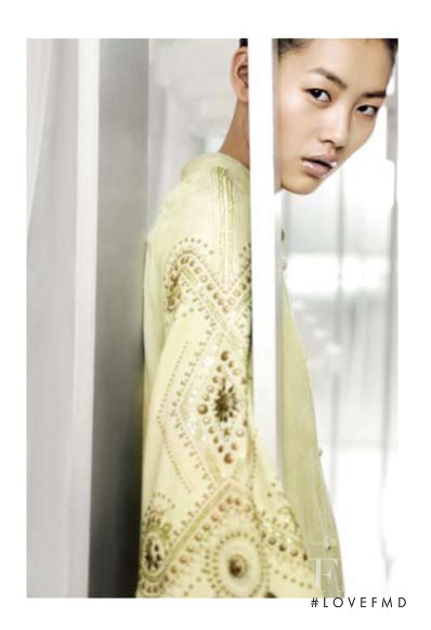 Liu Wen featured in  the Shanghai Tang catalogue for Spring/Summer 2008