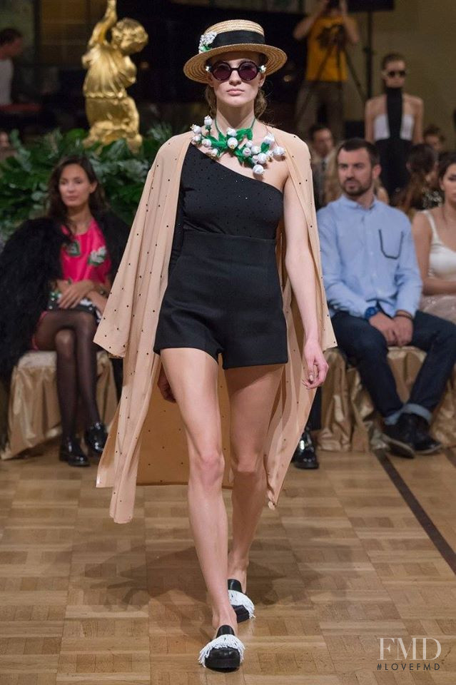 Alexander Arutyunov fashion show for Spring/Summer 2016