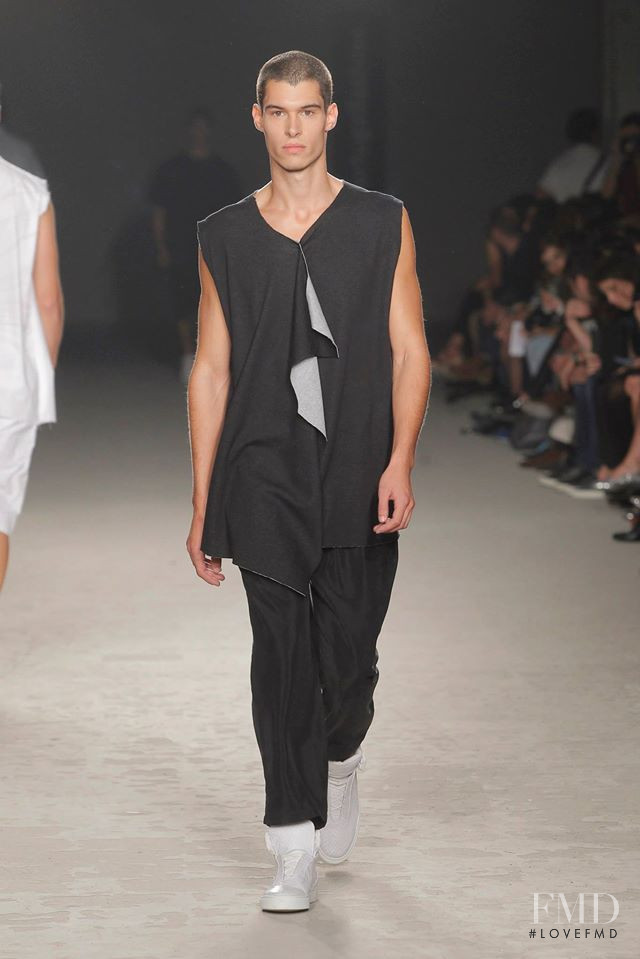 Hugo Costa fashion show for Spring/Summer 2015