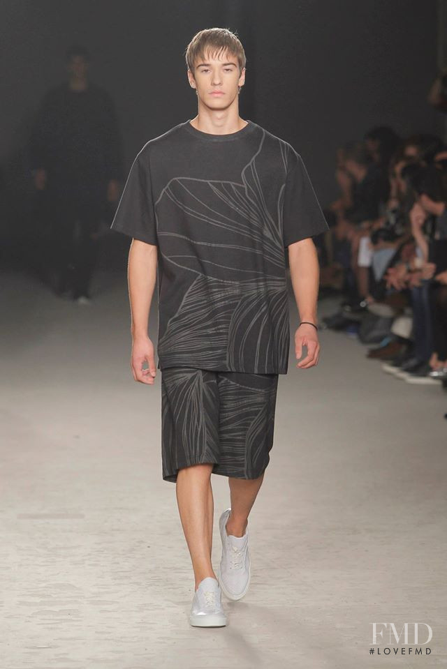 Hugo Costa fashion show for Spring/Summer 2015