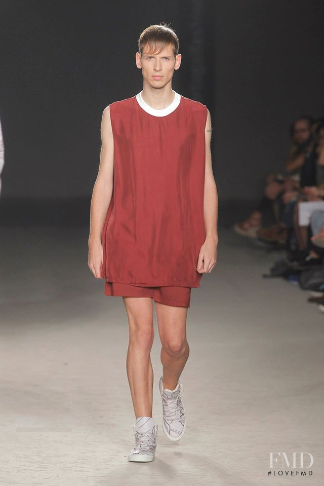 Hugo Costa fashion show for Spring/Summer 2015