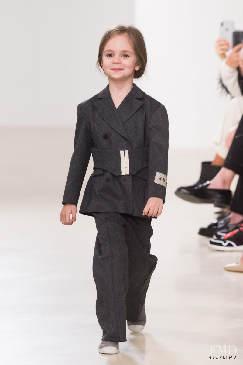 Ruban fashion show for Autumn/Winter 2019