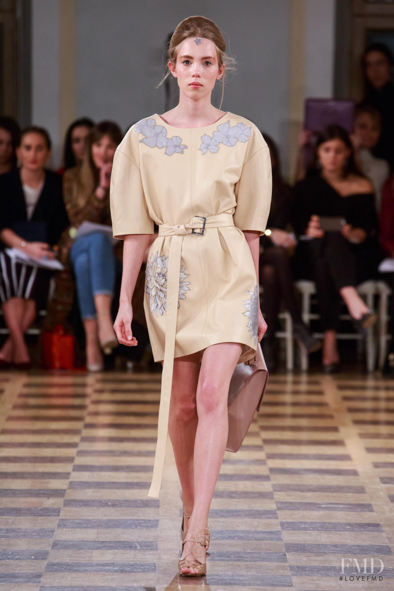 Ruban fashion show for Spring/Summer 2015