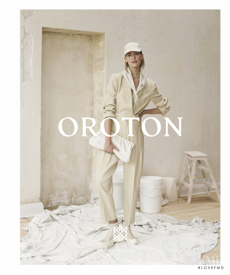 Vanessa Axente featured in  the Oroton advertisement for Spring/Summer 2020