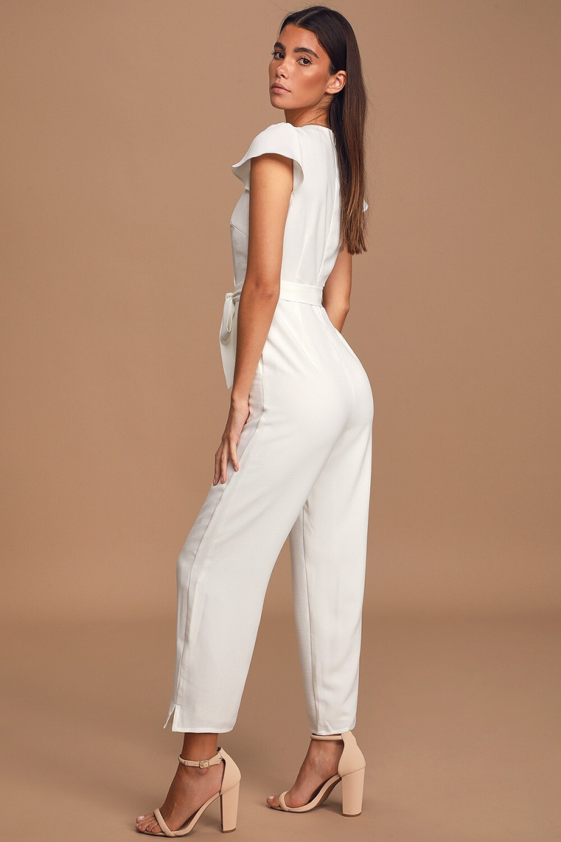 Cindy Mello featured in  the Lulus catalogue for Spring/Summer 2020