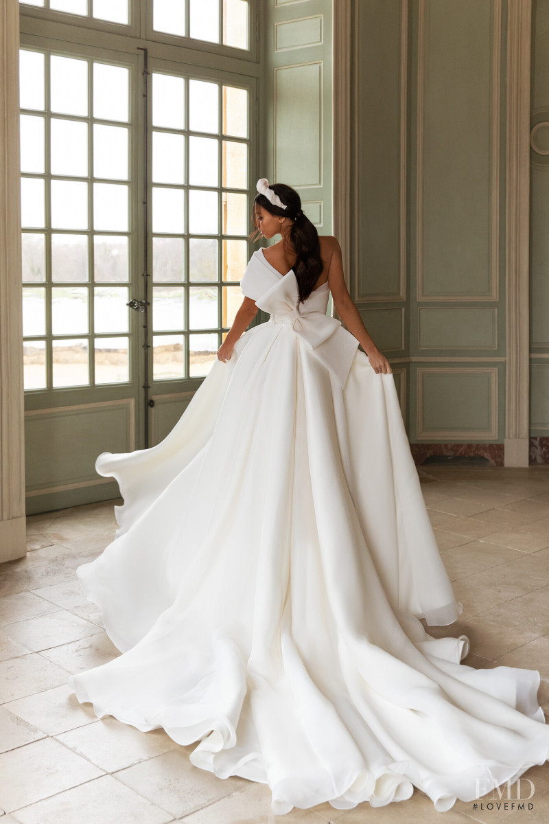 Veridiana Ferreira featured in  the Pollardi lookbook for Spring/Summer 2020