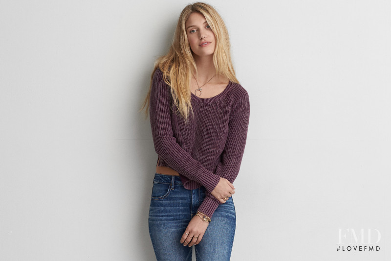 Caroline Lowe featured in  the American Eagle OutFitters catalogue for Autumn/Winter 2016