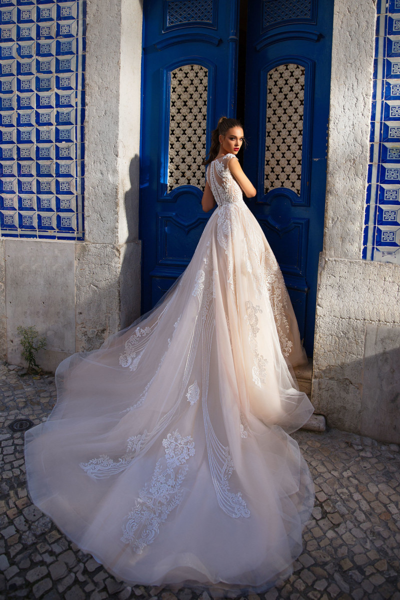 Valeria Rudenko featured in  the Milla Nova Sintra Holidays lookbook for Summer 2018