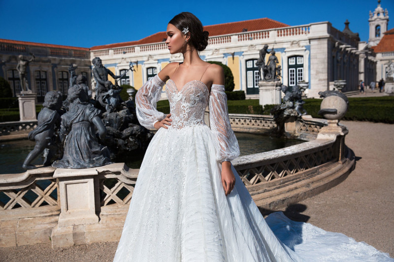 Valeria Rudenko featured in  the Milla Nova Sintra Holidays lookbook for Summer 2018