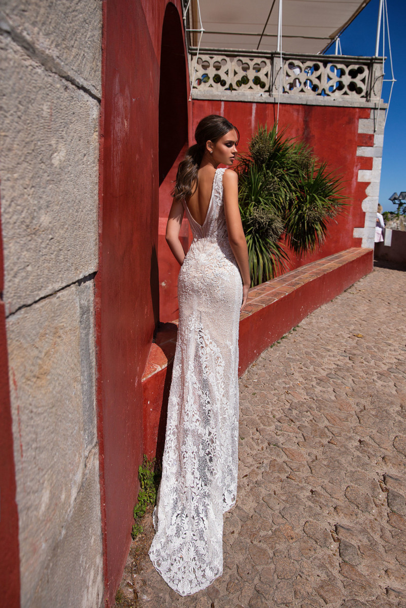 Valeria Rudenko featured in  the Milla Nova Sintra Holidays lookbook for Summer 2018