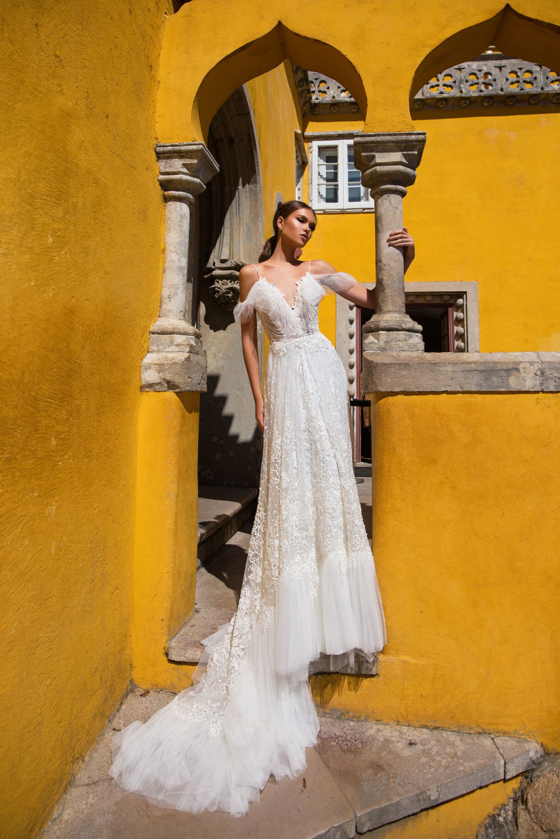 Valeria Rudenko featured in  the Milla Nova Sintra Holidays lookbook for Summer 2018