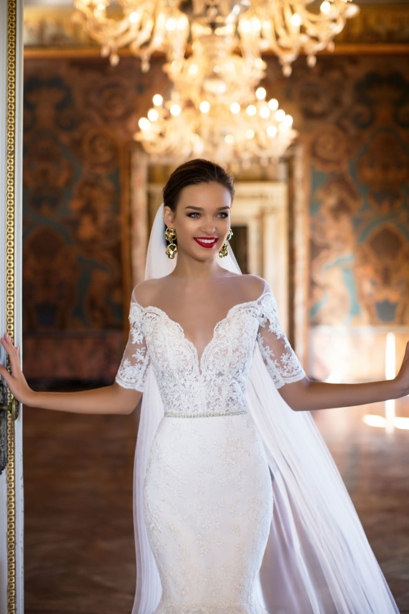 Valeria Rudenko featured in  the Milla Nova Sintra Holidays lookbook for Summer 2018