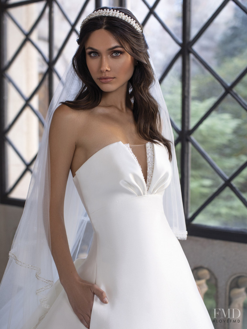 Victoria Bronova featured in  the Pronovias catalogue for Spring/Summer 2020