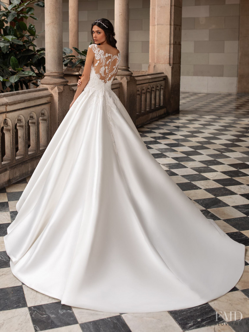 Victoria Bronova featured in  the Pronovias catalogue for Cruise 2021