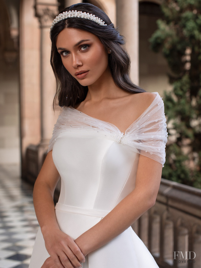 Victoria Bronova featured in  the Pronovias catalogue for Cruise 2021