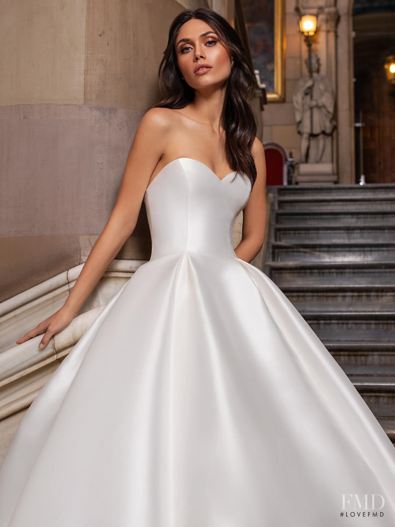 Victoria Bronova featured in  the Pronovias catalogue for Cruise 2021