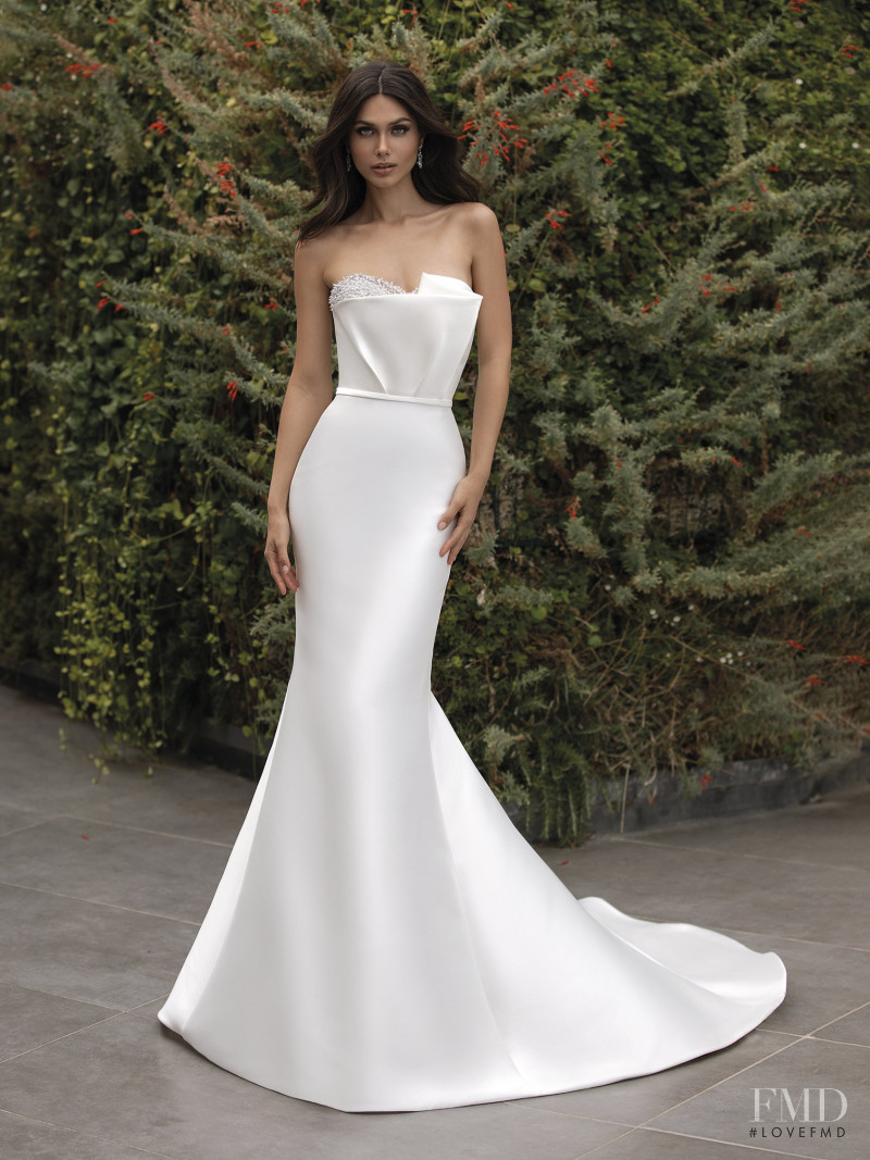 Victoria Bronova featured in  the Pronovias Contemporary Goddess catalogue for Cruise 2021