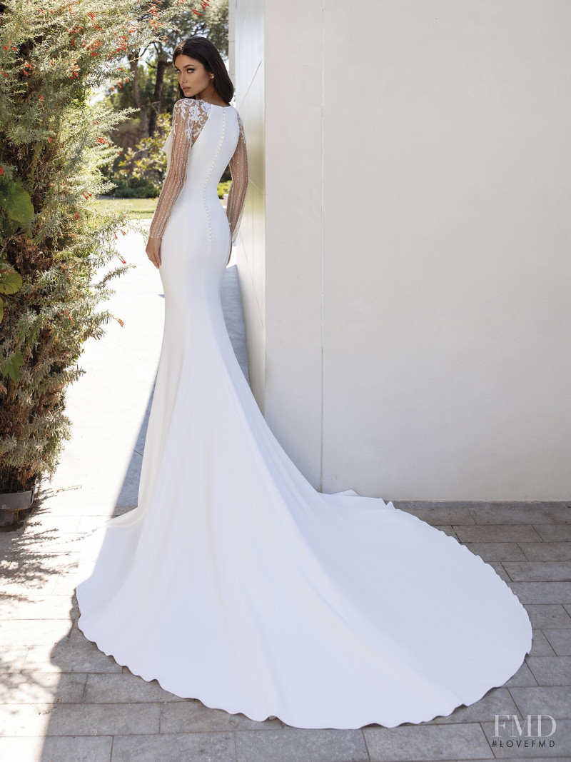 Victoria Bronova featured in  the Pronovias Contemporary Goddess catalogue for Cruise 2021