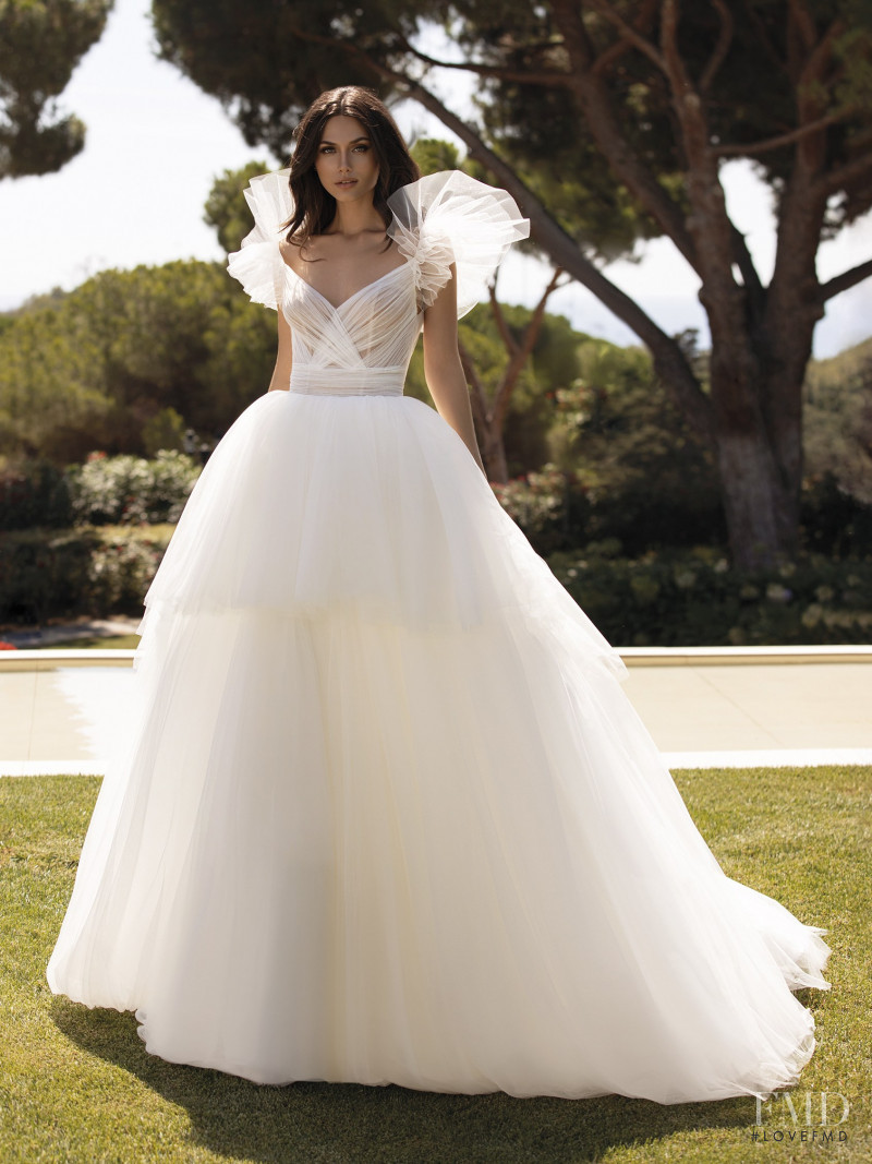 Victoria Bronova featured in  the Pronovias Contemporary Goddess catalogue for Cruise 2021