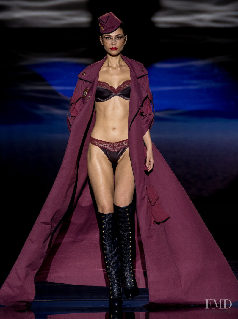 Victoria Bronova featured in  the Andres Sarda fashion show for Spring/Summer 2019