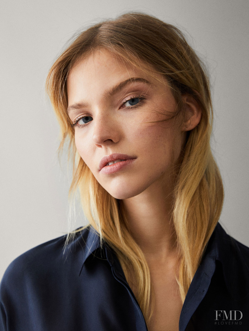 Sasha Luss featured in  the Massimo Dutti lookbook for Summer 2019