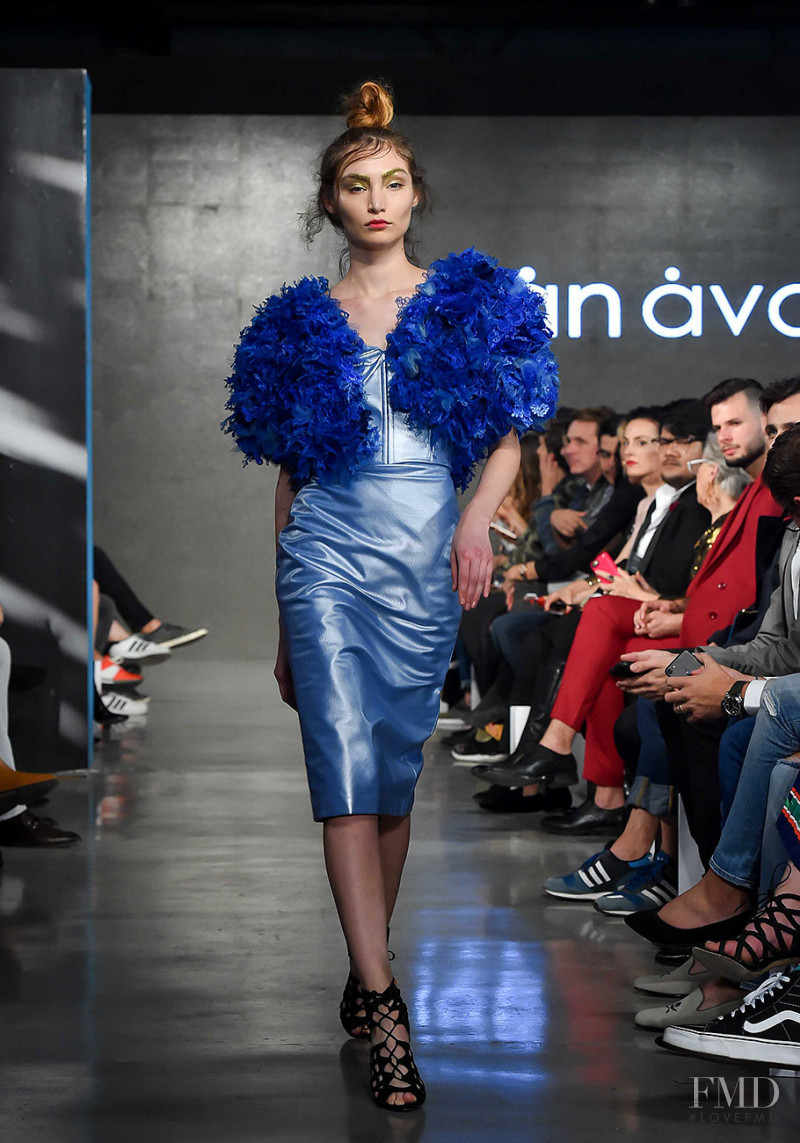 Annie van Rickley featured in  the Ivan Avalos fashion show for Spring/Summer 2017