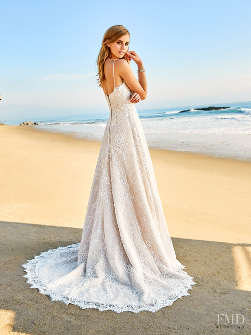 Emily Effy Harvard featured in  the Val Stefani lookbook for Spring/Summer 2019