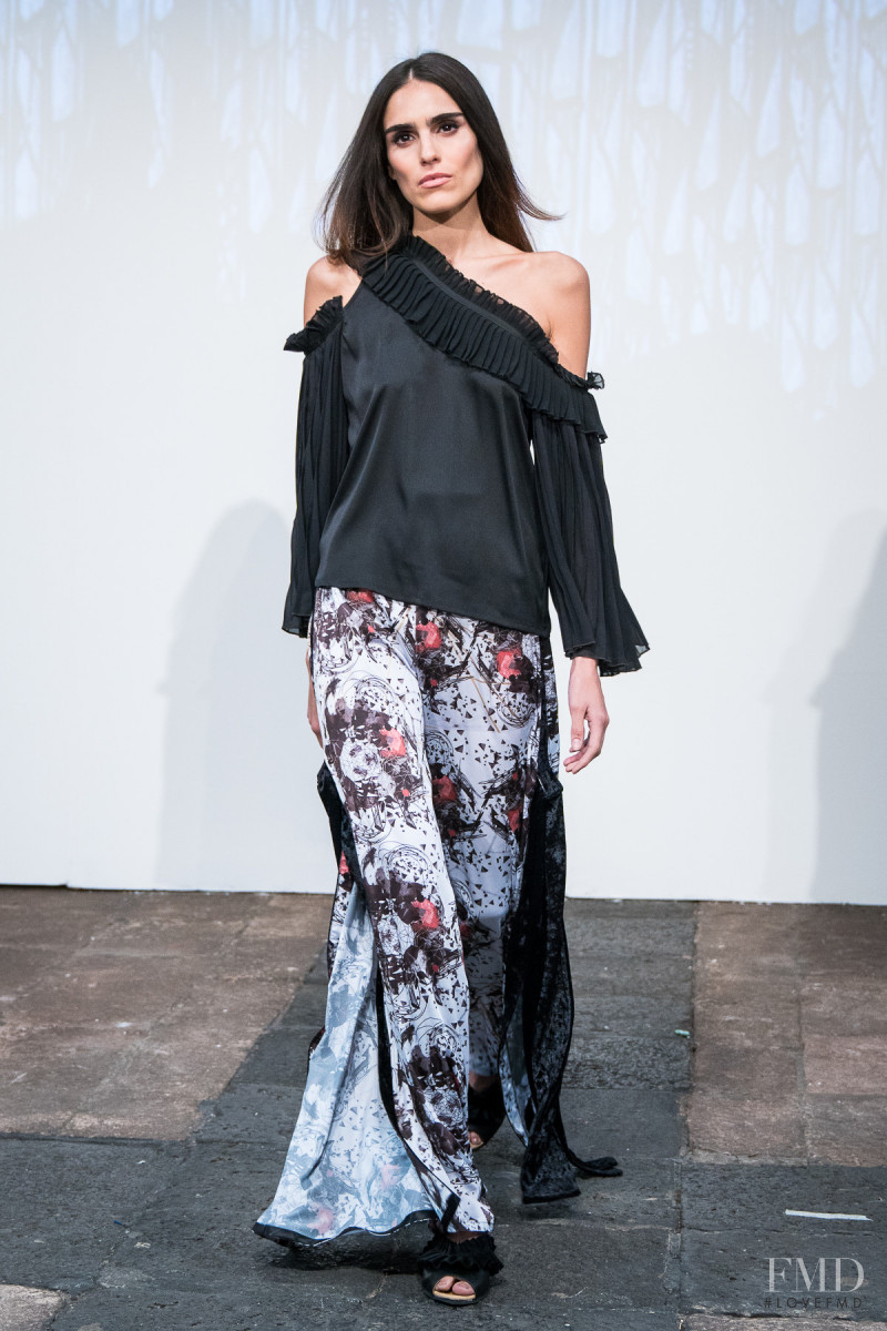 Alejandra Infante featured in  the Vero Diaz fashion show for Autumn/Winter 2017