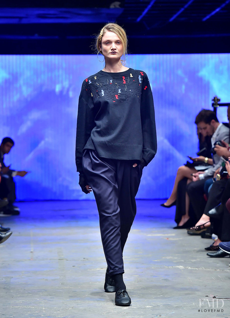 Sofia Monaco featured in  the Colectivo Diseño Mexicano fashion show for Autumn/Winter 2017