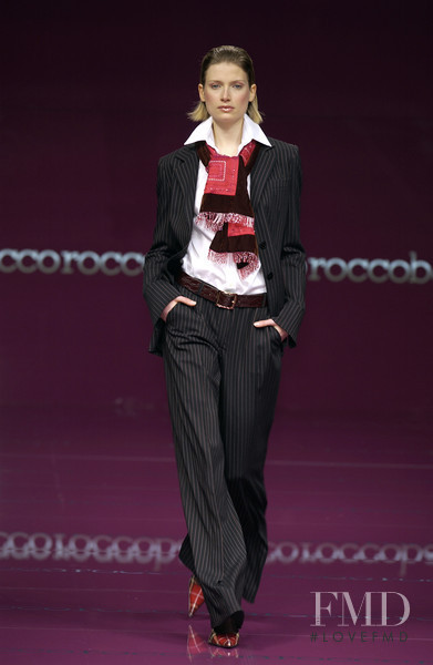 roccobarocco fashion show for Autumn/Winter 2002