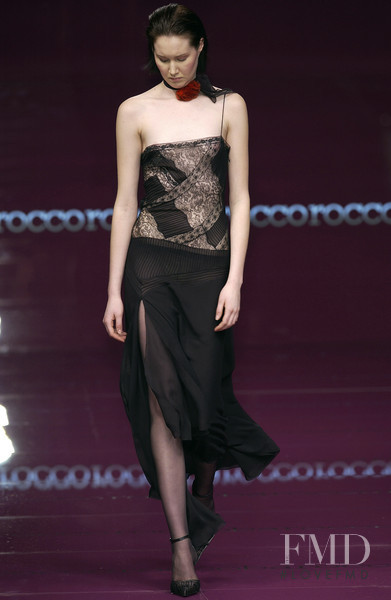 roccobarocco fashion show for Autumn/Winter 2002