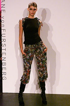 Diane Von Furstenberg fashion show for Autumn/Winter 2002