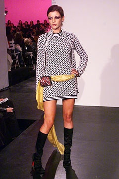 Diane Von Furstenberg fashion show for Autumn/Winter 2002