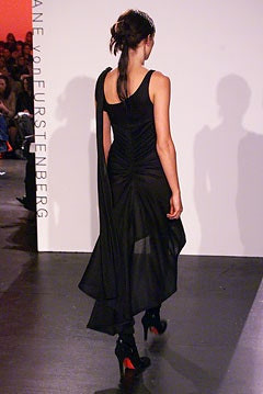 Diane Von Furstenberg fashion show for Autumn/Winter 2002