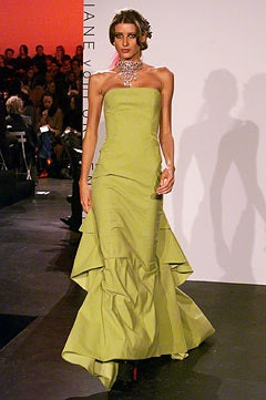 Diane Von Furstenberg fashion show for Autumn/Winter 2002