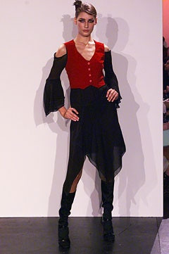 Diane Von Furstenberg fashion show for Autumn/Winter 2002