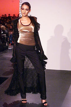 Diane Von Furstenberg fashion show for Autumn/Winter 2002
