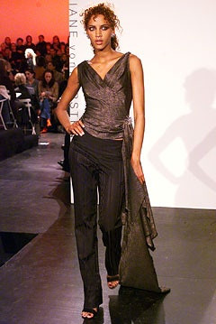 Diane Von Furstenberg fashion show for Autumn/Winter 2002