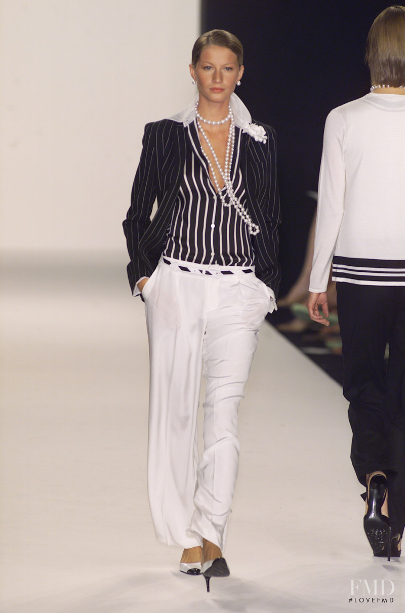 Gisele Bundchen featured in  the Ralph Lauren fashion show for Spring/Summer 2001