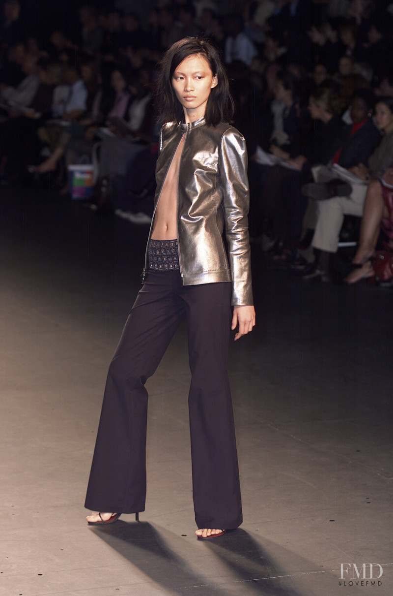 Vivienne Tam fashion show for Spring/Summer 2001